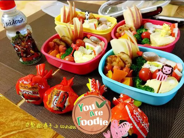 Spring-outing-Japanese-style-lovely-Bento-------the-annual-spring-outing-and-autumn-outing-of-my-son-and-girl-are-inseparable-from-Mommy's-love-Bento!-The-children-like-it-very-much~