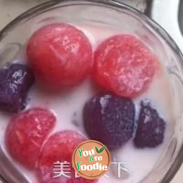 Taro balls, milk and fruit ice