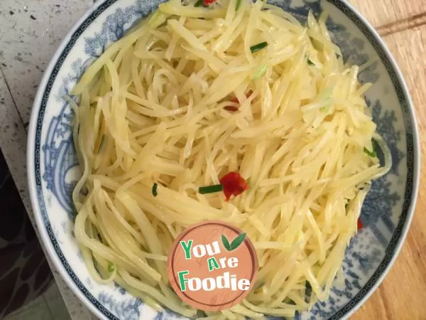 sour and spicy shredded potatoes