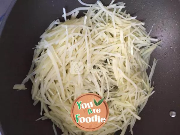 sour and spicy shredded potatoes