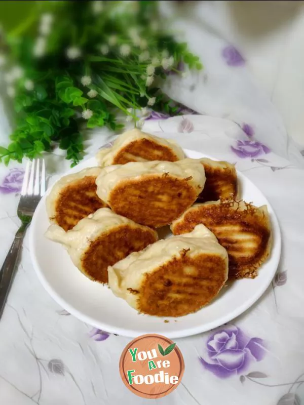 Braised pork with shepherd's purse