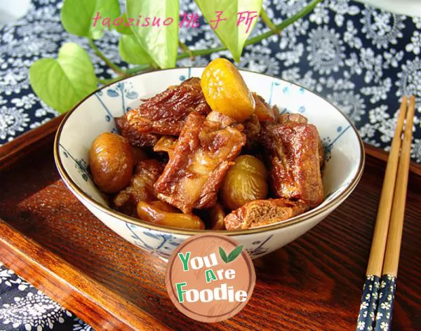 Braised spare ribs with chestnuts