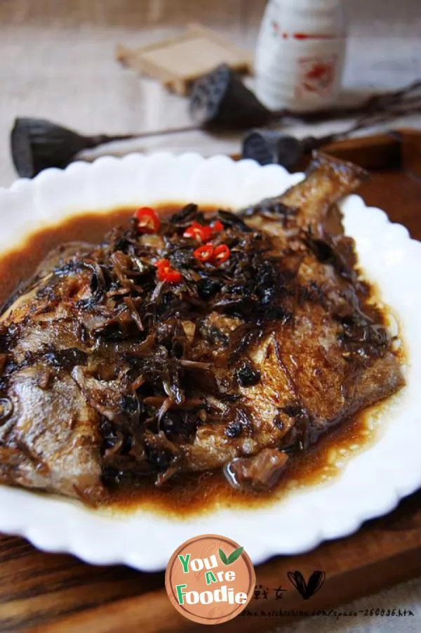 Braised-flat-fish-with-dried-plum-and-vegetables