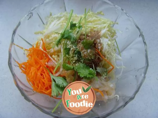 【 Shandong cuisine 】: mixed jellyfish with cabbage heart