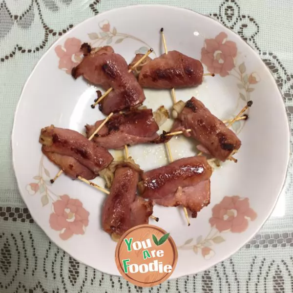 Bacon Enoki mushroom rolls