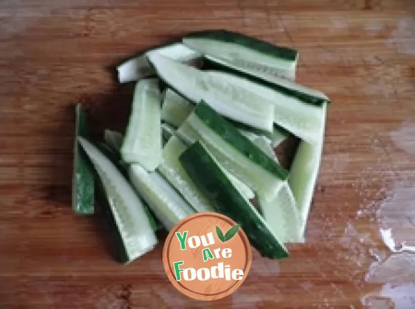 Cucumber slices with vinegar