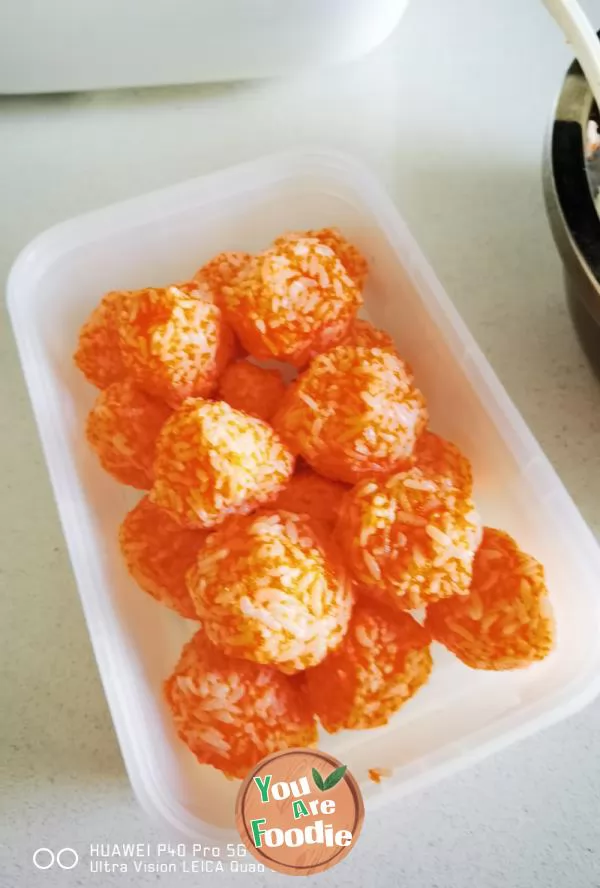 Crab seed rice balls