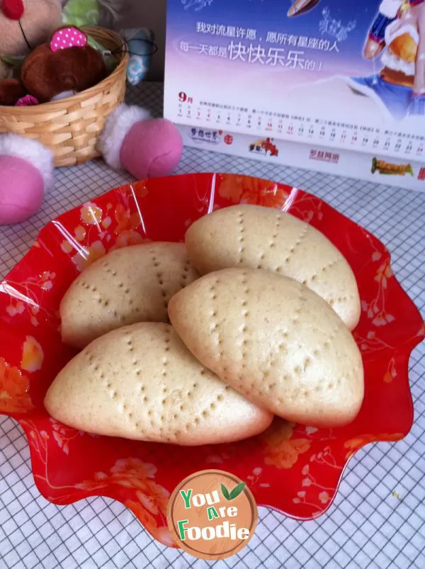 Steamed-bread-with-whole-wheat-lotus-leaf