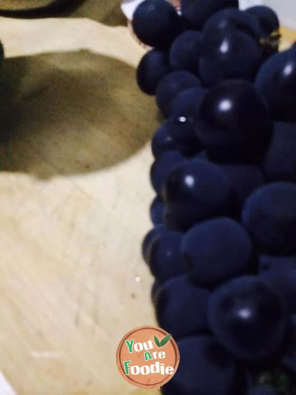 Fresh grape juice
