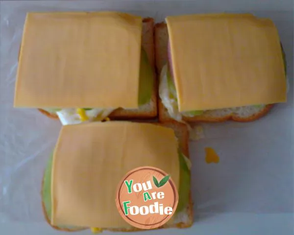 One minute breakfast, nutritious simple sandwich