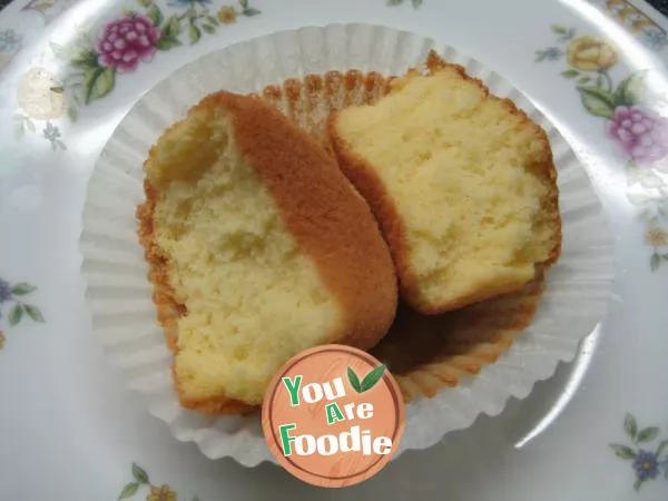 Whole egg cup cake