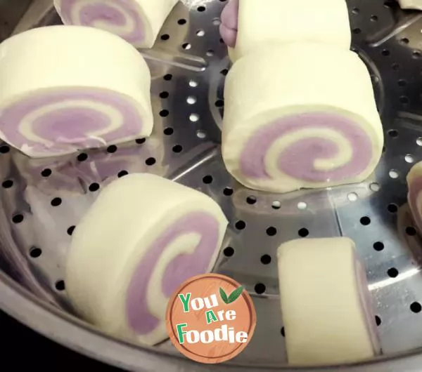 Purple potato double color steamed bread