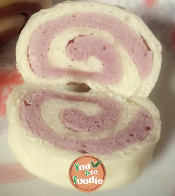 Purple potato double color steamed bread