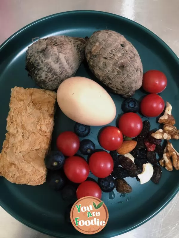 Mashed taro egg cereal