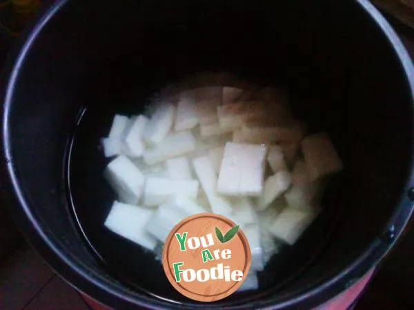 Invigorating spleen and blood -- Chinese yam and jujube porridge