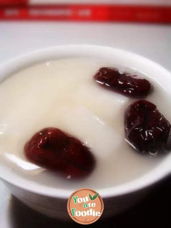 Invigorating spleen and blood -- Chinese yam and jujube porridge