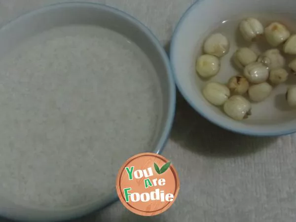 Lily and lotus seed porridge