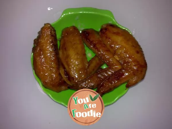 Chicken wings in honey sauce