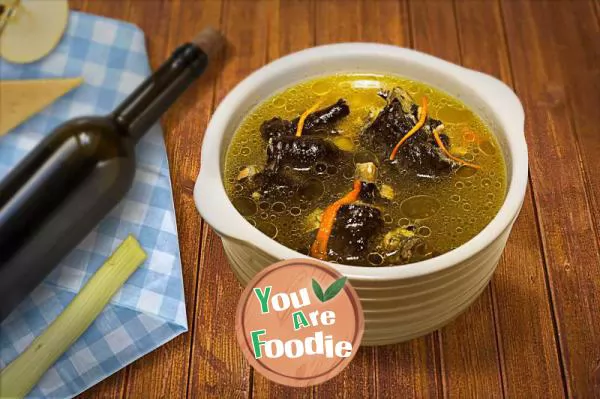 Cordyceps flower black chicken soup