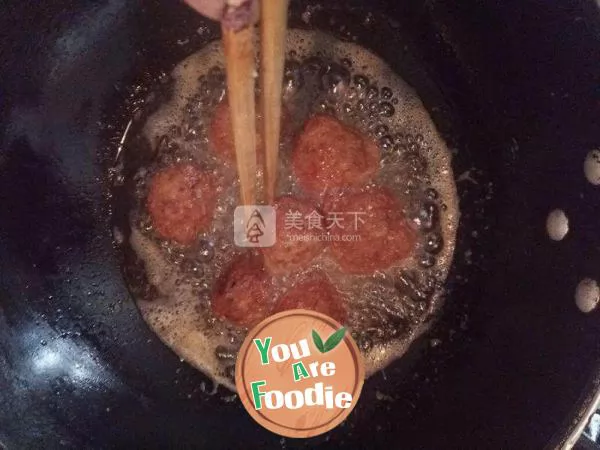 Meat balls in sauce