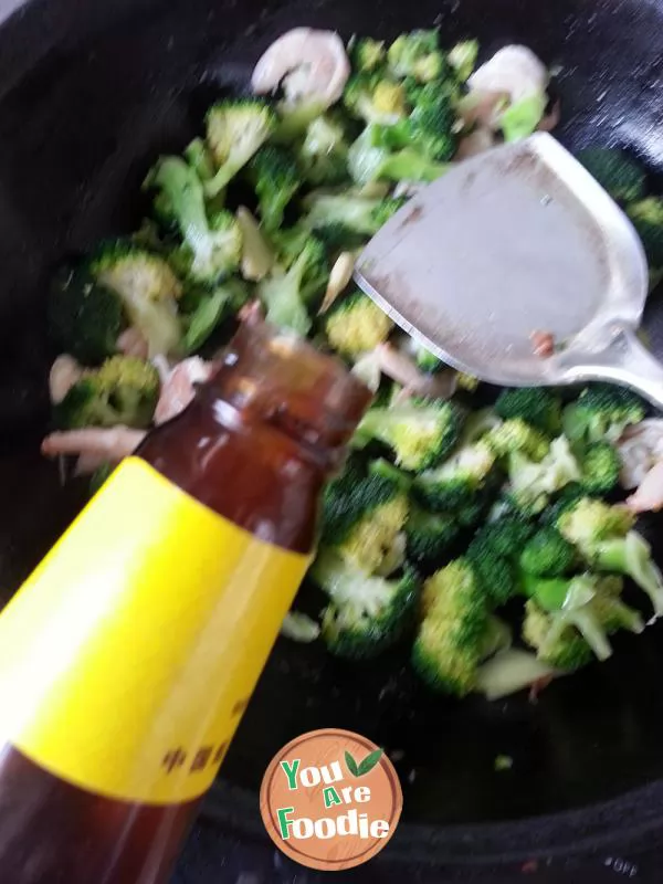 Fried shrimps with Broccoli