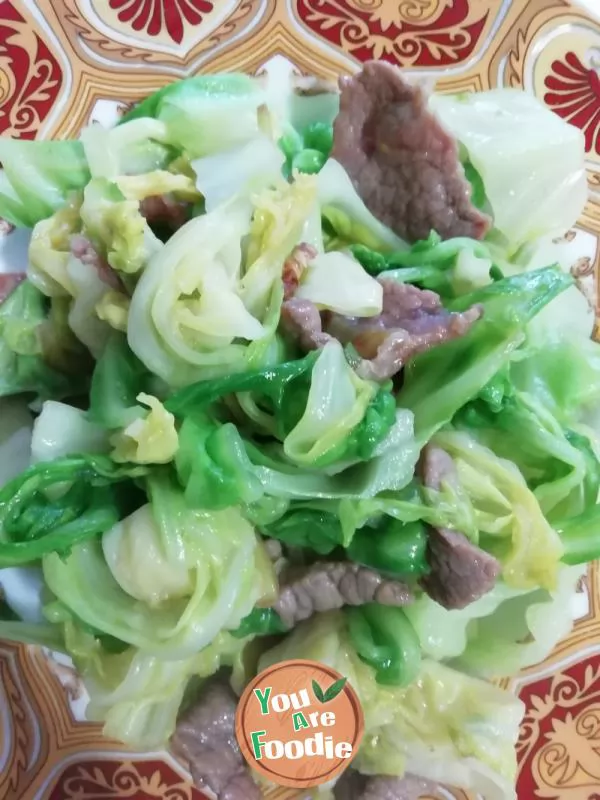 Fried pork with cabbage