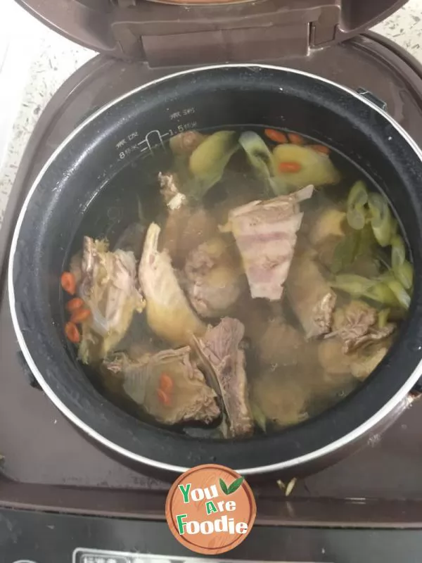 Home style duck and vermicelli soup