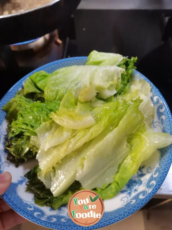 Sauteed Lettuce in Oyster Sauce