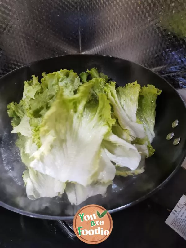 Sauteed Lettuce in Oyster Sauce