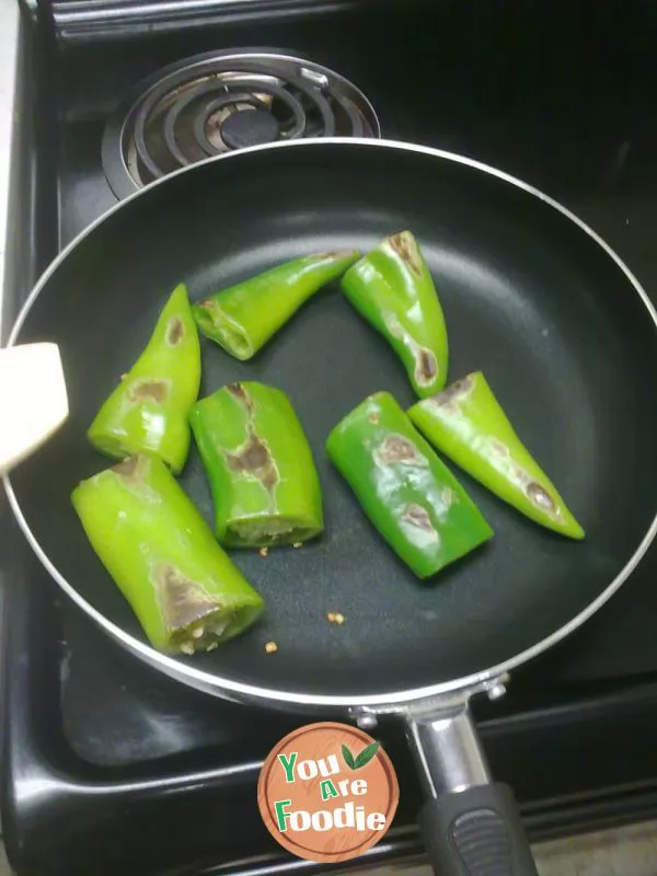 First time to make tiger skin pepper ==