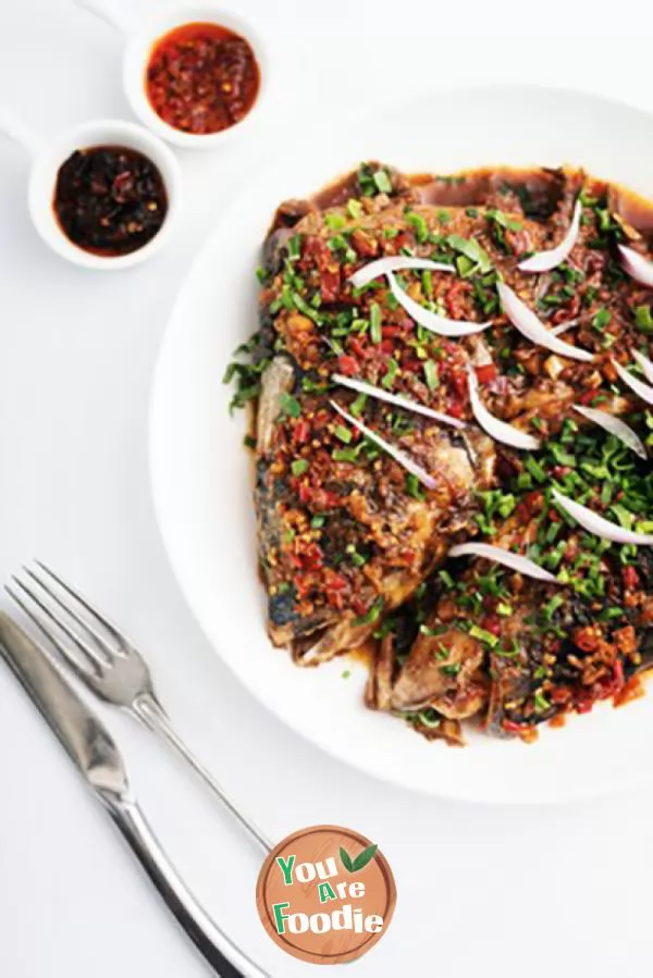 Steamed-fish-head-with-fresh-pepper