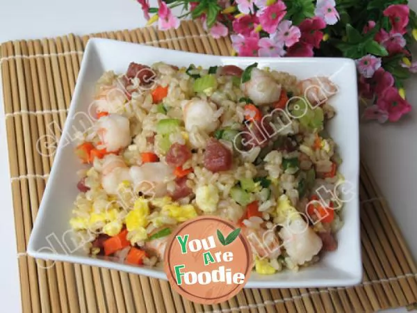 Fried-brown-rice-with-assorted-brocade