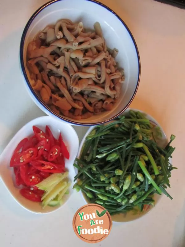 Fried duck intestines with Chinese chives