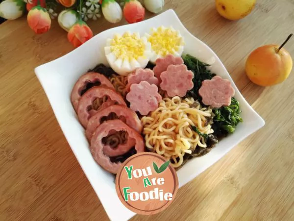 Egg-noodles-with-red-sausage