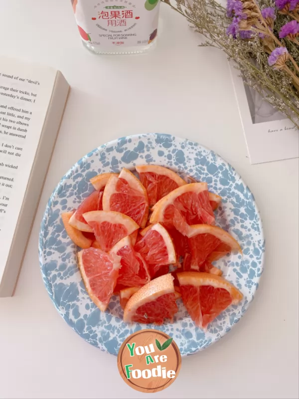 Grapefruit Soaking Wine