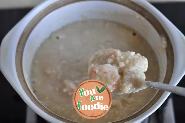 Shrimp egg oatmeal porridge