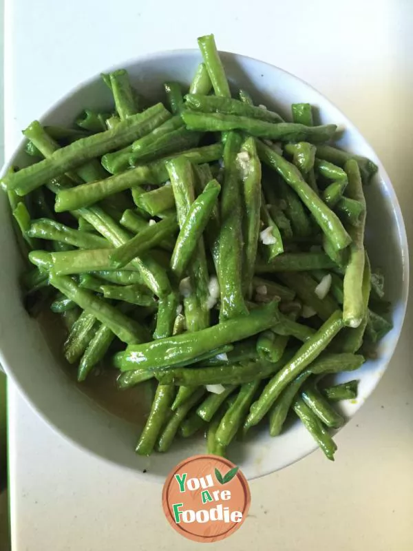 Long-bean-with-garlic-flavor