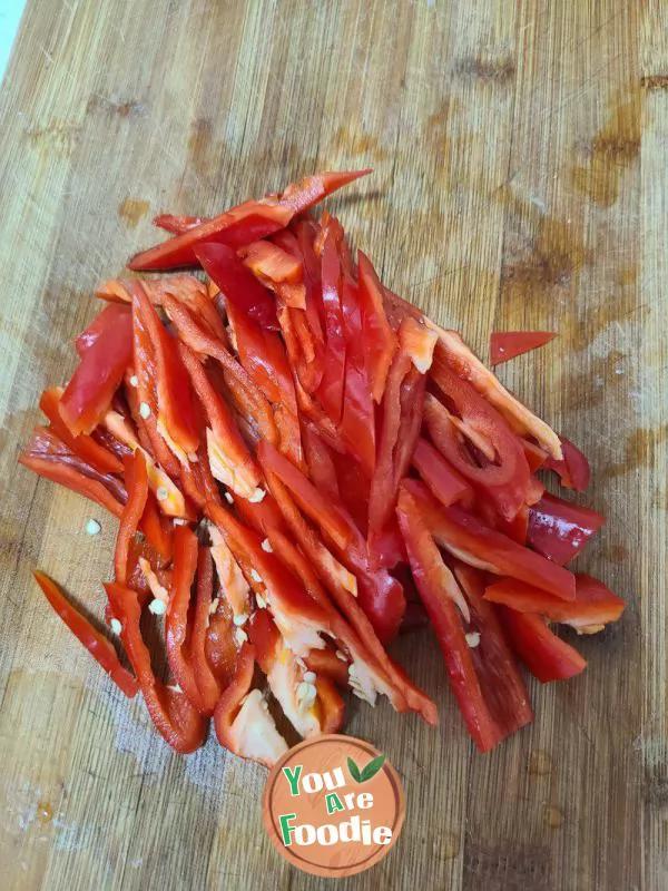 Fried Black Bean Sprouts with Red Pepper