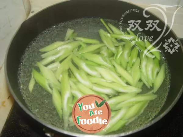 Fried celery with cashew and Lily