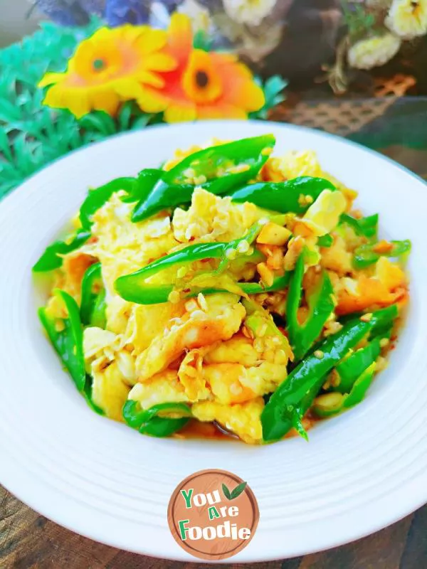 Scrambled Eggs with Green Peppers