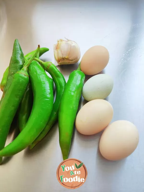 Scrambled Eggs with Green Peppers