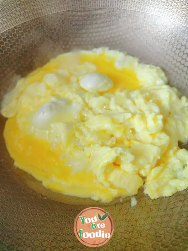 Scrambled Eggs with Green Peppers