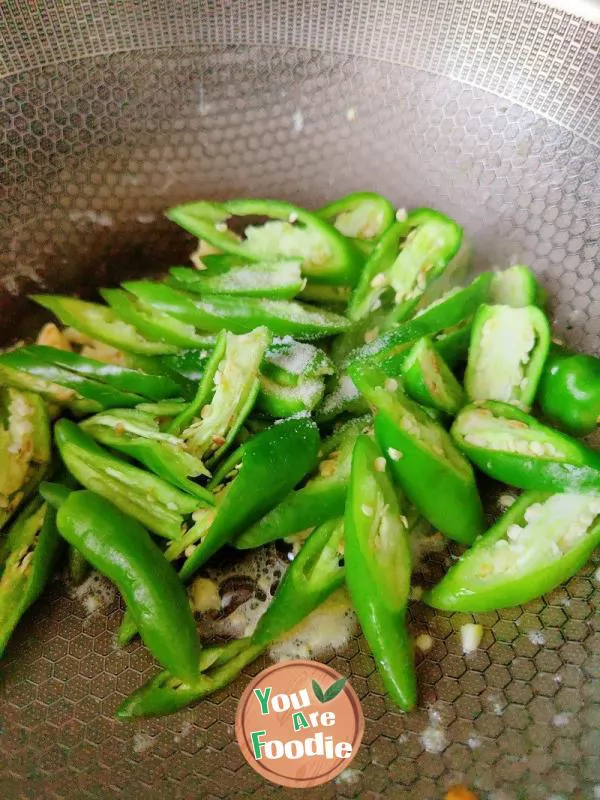 Scrambled Eggs with Green Peppers