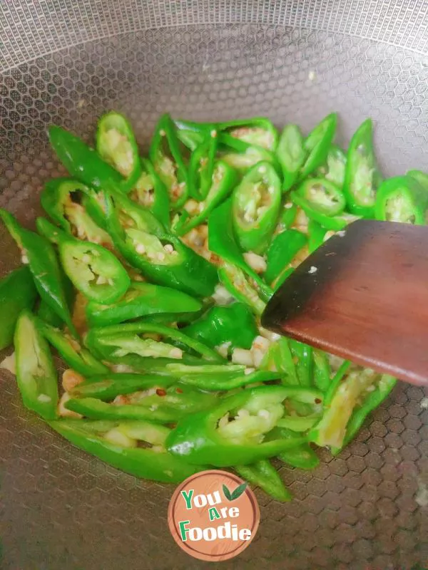 Scrambled Eggs with Green Peppers