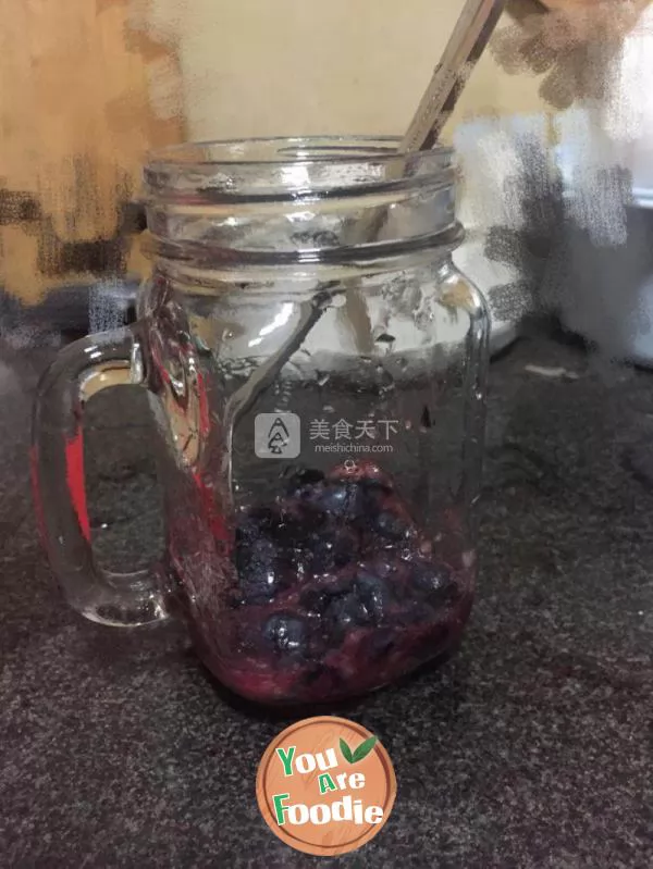 Blueberry bubble water