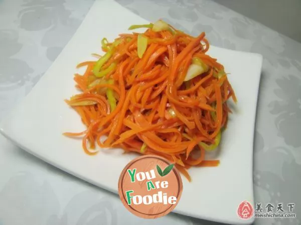 Simple Kwai stir fry ~ ~ stir fried shredded carrot with vegetable