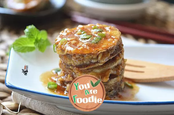 Eggplant-box-with-oyster-sauce-and-garlic