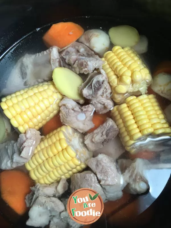 Carrot, corn, horseshoe and Spareribs Soup