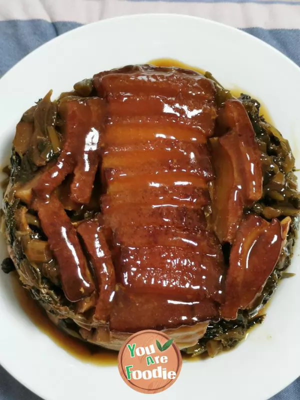 Xueli red braised pork