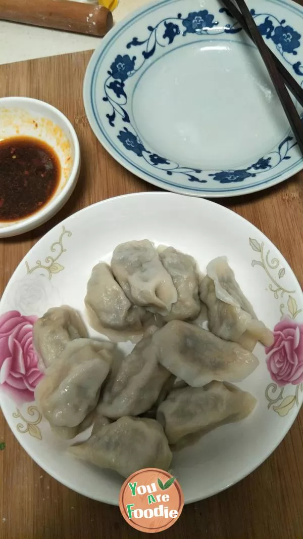 Dumplings with coriander and meat